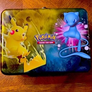 Pokémon trading card game tin box with handle with plastic holder/insert